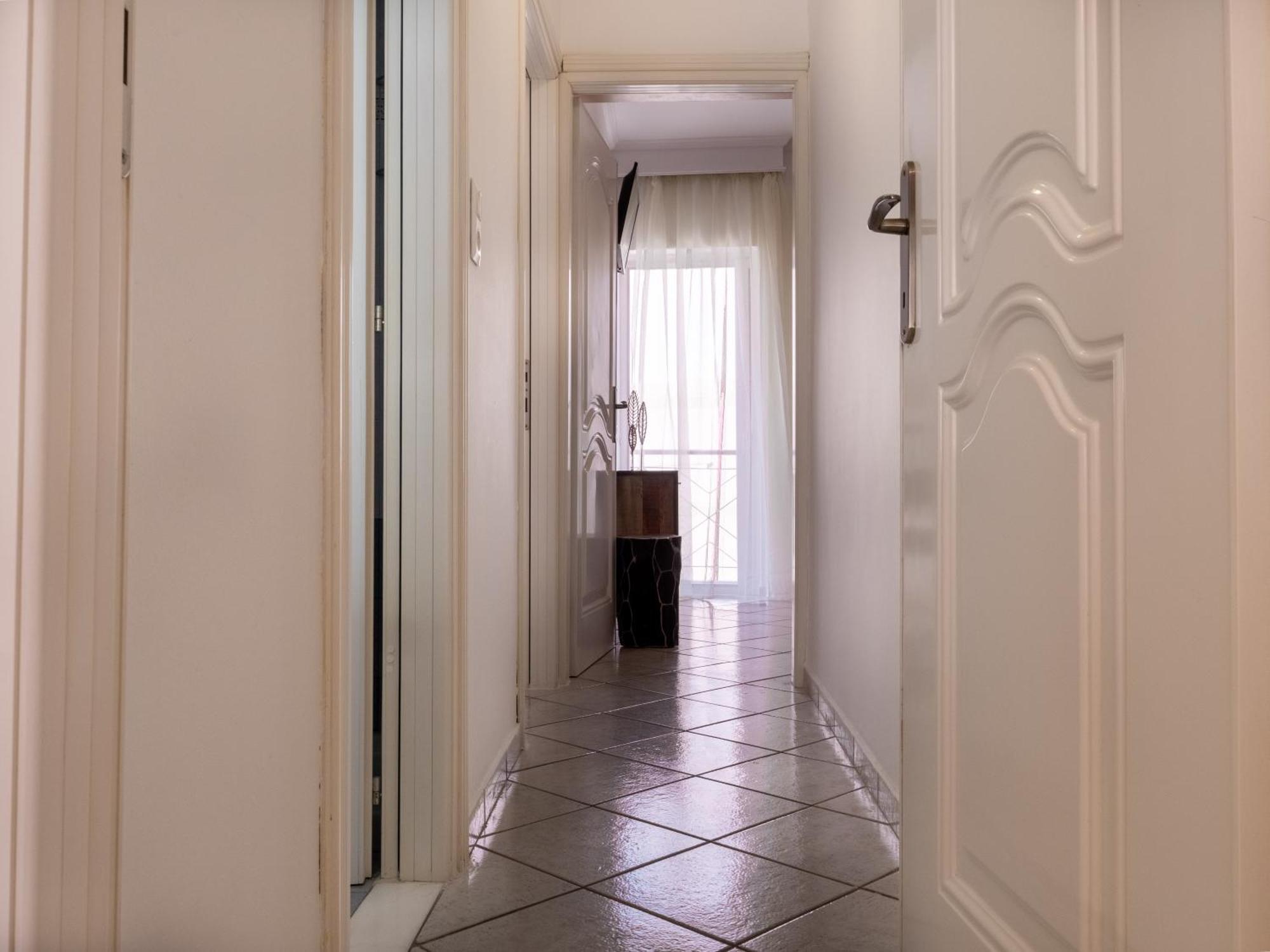 Athina'S Home Piraeus Buitenkant foto